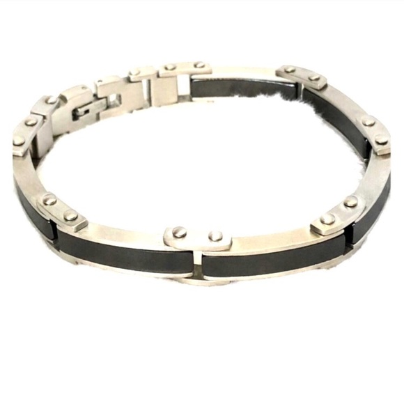 Stainless steel bracelet